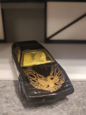 Pontiac Firebird Maisto 1/64 used