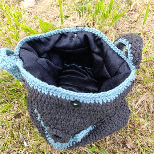 Knitted crossbody bag new, handmade with clasp and lining