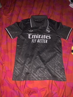 Real Madrid football jersey new, authentic