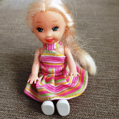 Barbie mini dolls Chelsea and Kelly like new