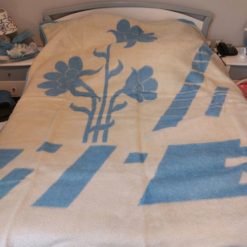 Acrylic double-sided blanket for double bed, blue-white floral