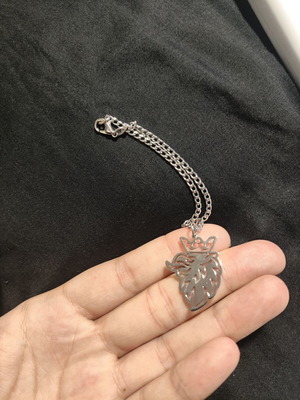 Saab logo keychain like new, silver