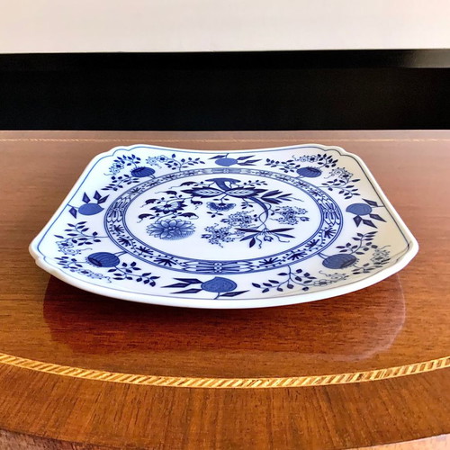 Hutschenreuther Zwiebelmuster Blue Onion porcelain platter new