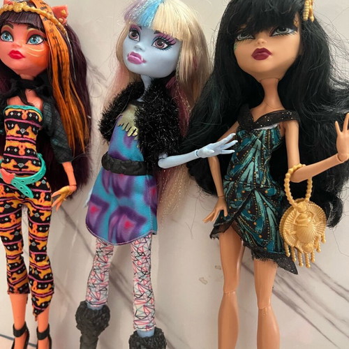 Monster High dolls used, pack of 3