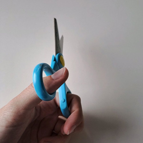 Child Safety Scissors like new, cuts only paper, blue handle