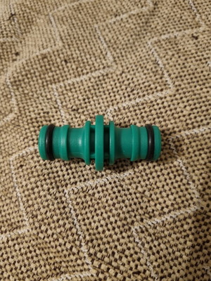 Connector for irrigation hoses new