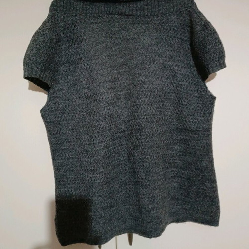 Knitted grey vest like new with short-sleeve sweater and decorative buttons