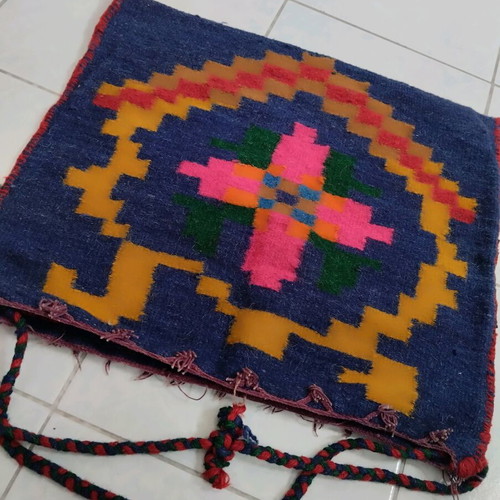 Traditional tagari 50x60 cm like new