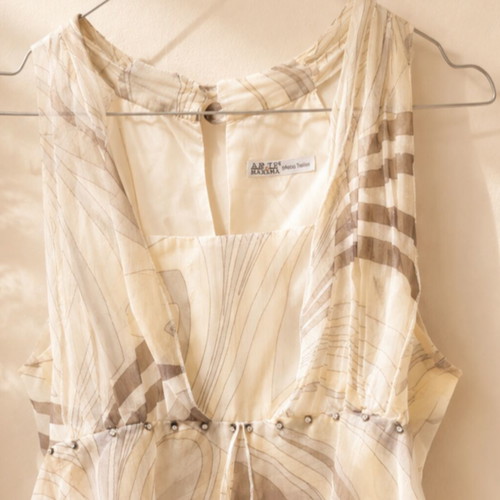 Arte Maxima by Makis Tselios Elegant top, beige and brown