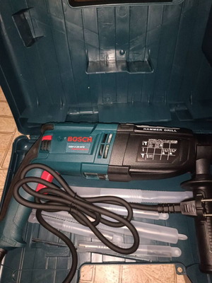 Bosch GBH 2-28 Professional перфоратор с аксесоари