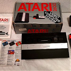 Atari 2600 ΣΤΟ ΚΟΥΤΙ ΤΟΥ, κομπλε, αριστη κατασταση, για συλλεκτη