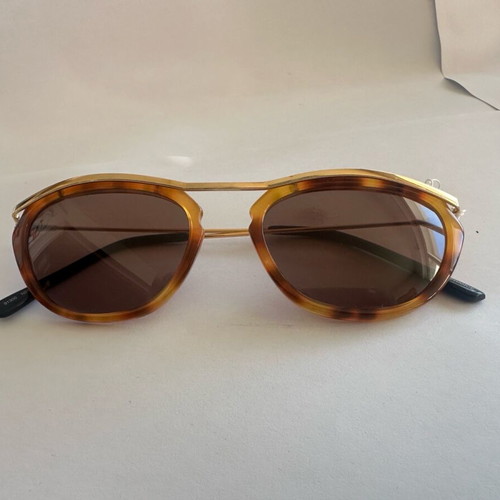 Vintage sunglasses Made in France caramel tortoiseshell with gold bridge