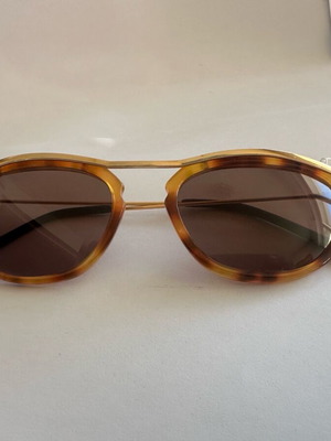 Vintage sunglasses Made in France caramel tortoiseshell with gold bridge