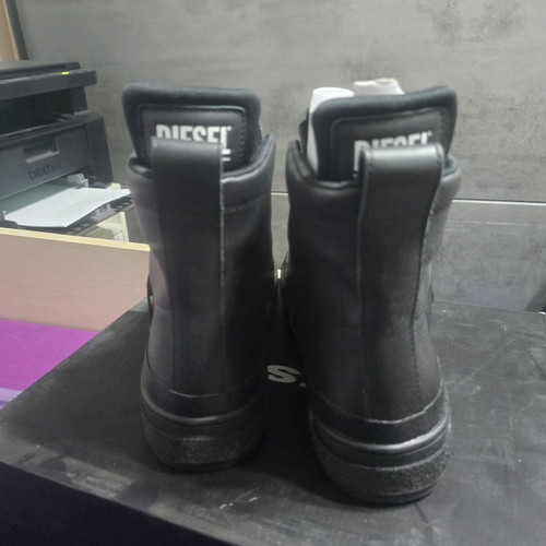 Diesel H-SHIKA HB boots size 42, black