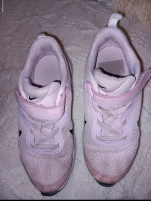 Nike kids shoes used, size 31, pink sports