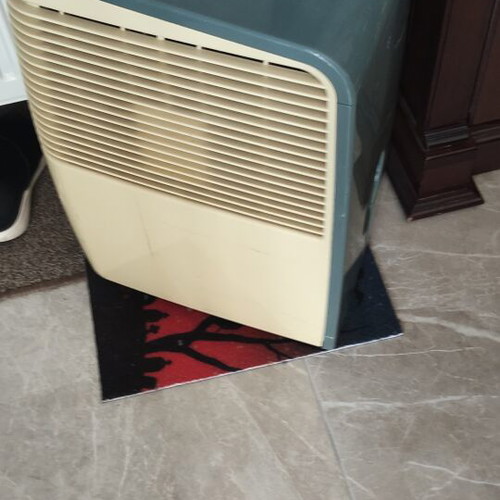 Olimpia Splendid Aquaria Super Thermo Pure 3 Dehumidifier like new, 22lt