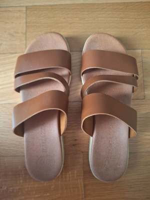 Ragazza leather sandals like new, size 40, brown