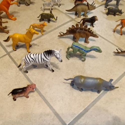 Animal figures like new, set of 45 pieces