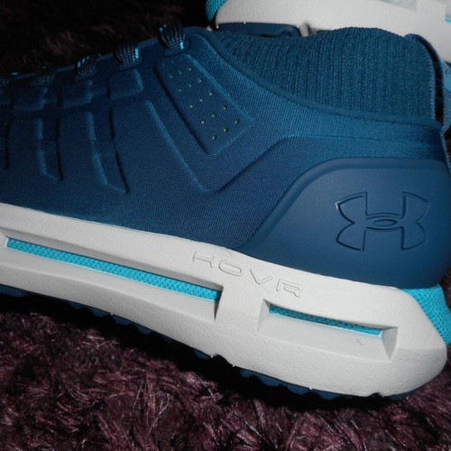 Under Armour HOVR Phantom sports shoes new, size 42.5