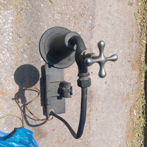 Faucet lamp like new, excellent