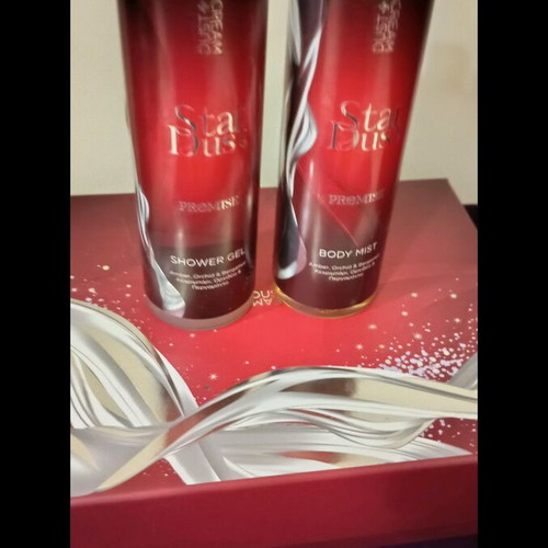 Stardust Aura gift set with shower gel and body mist, new