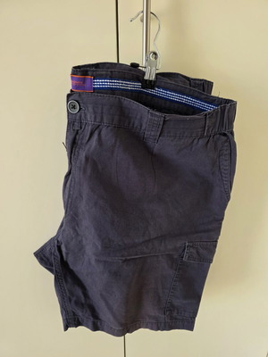 Donini men's cargo shorts navy size 52 like new