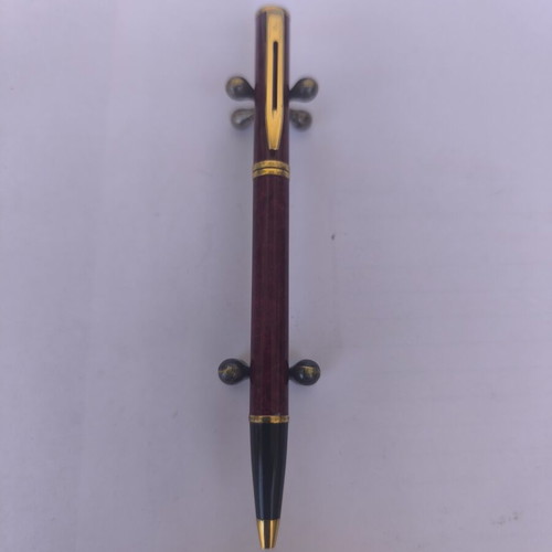 Waterman pen used, grenat color with gold details, made in France