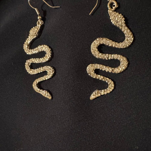 Snake rhinestone necklace used
