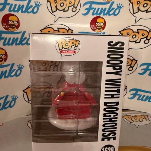 Funko Pop Deluxe Snoopy with Doghouse vinyl figure 1629