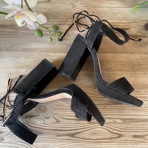 Pull & Bear high heels like new, black suede, size 38