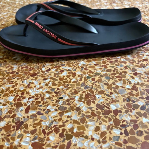 Marc Jacobs men's flip flops used, size 44, black multicolor