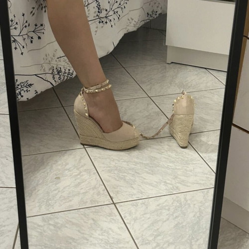 Summer platform sandals like new, beige and pink, size 37
