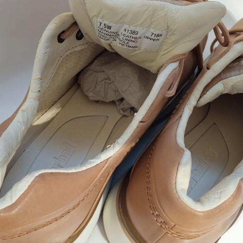 Timberland leather shoes, size EU 38.5, tan