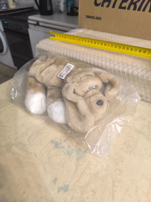 Stuffed dog in packaging TDB1010 like new