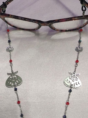 Handmade glasses chain with gothic elements and glass beads new