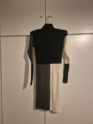 Tight dress like new, black-white-gray
