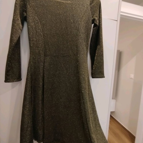 Glitter Midi/Mini Dress Zara like new, - 17,00 - Vendora.cy Glitter Midi/Mini Dress Zara like new, - 17,00 - Vendora.cy