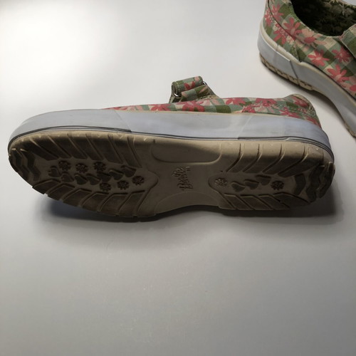 Barbie kids shoes size 32 like new, colorful, canvas with rubber sole
