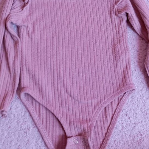 Zara baby romper 9-12 months, rotten apple color