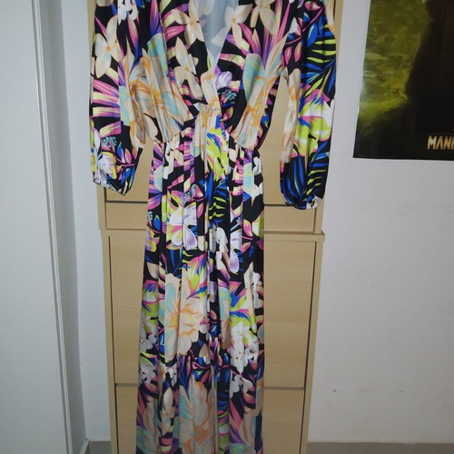 Long printed dress like new, size S-M, with three-quarter sleeves