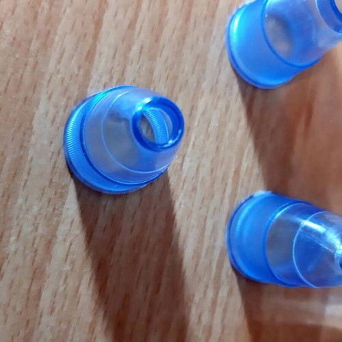 Facial cleansing device like new with 4 heads