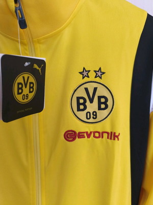 Puma Dortmund jacket new, size Large