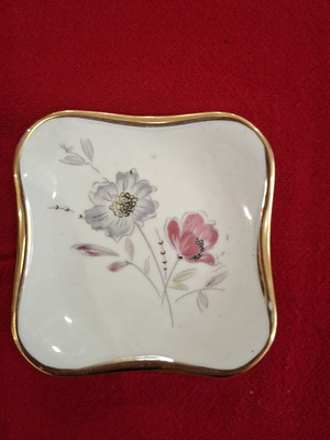 Bavaria porcelain decorative plate used, 9×9 cm