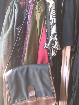 Samsonite shoulder bag like new, gray and brown