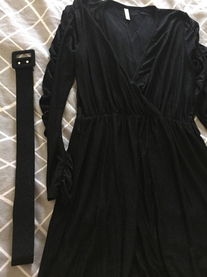 Evening dress black like new with belt one size