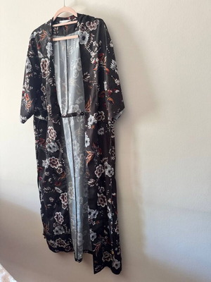 Sfera floral kimono maxi cardigan size S like new, brown and orange