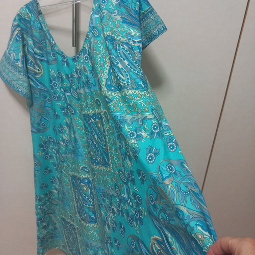 Printed dress like new, airy, green, short and loose