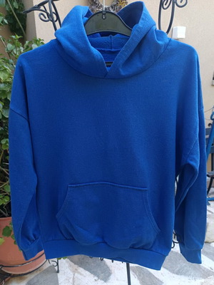 Cotton hoodie and sweatpants size S like new, electric blue