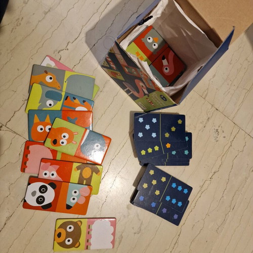 Domino by Djeco like new, board game with animals and numbers
