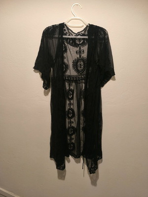 Arachnowoven cardigan like new, black, summer